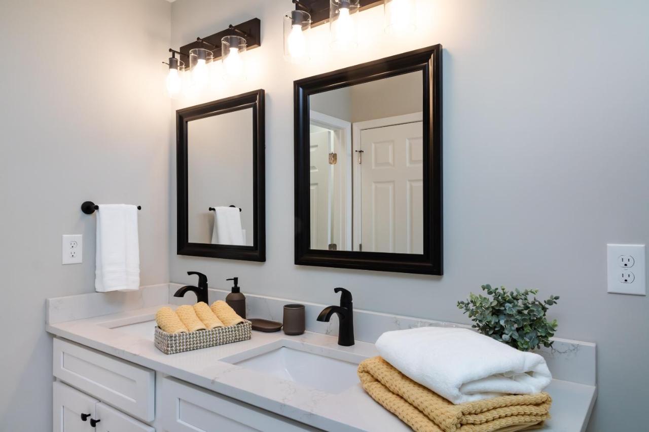 Brandnew Spacious 4 Bedroom House Minutes To Uptown Charlotte Dış mekan fotoğraf